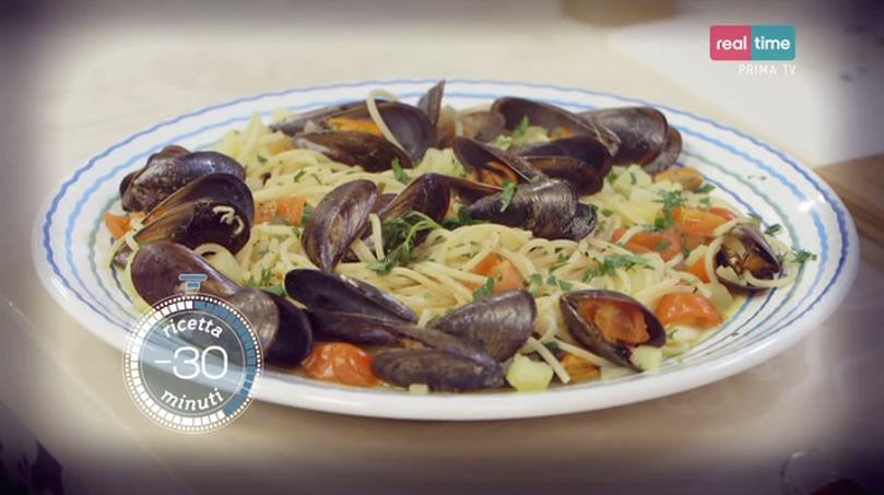 spaghetti quadrati con patate e cozze