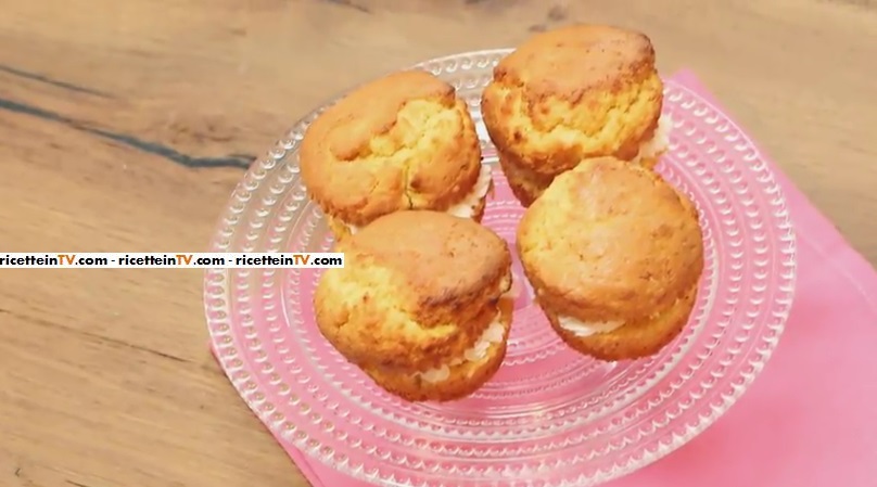 muffin con carote e anacardi