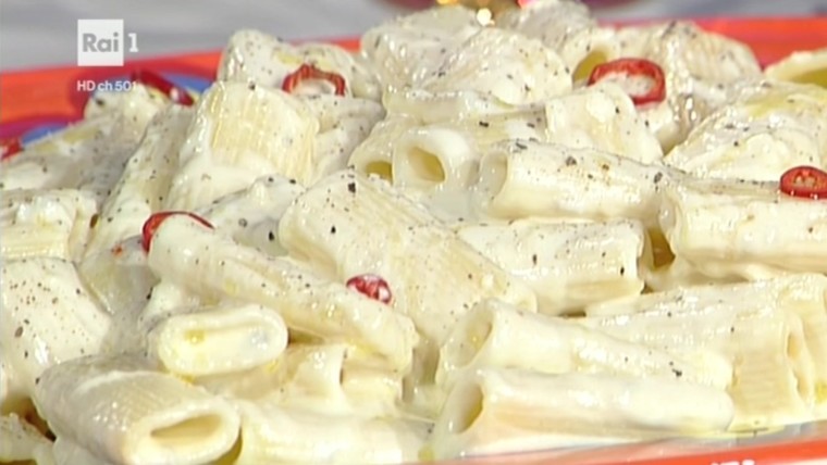 rigatoni ai 4 formaggi di Luisanna Messeri