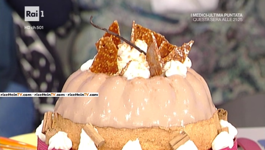 torta morbida con panna cotta alla nocciola e croccantino di Ambra Romani