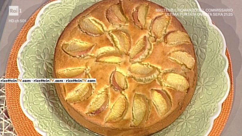 torta soffice di pesche e limoncello di Anna Moroni