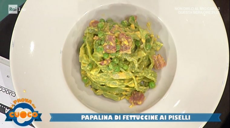 papalina di fettuccine ai piselli di Paolo Cacciani