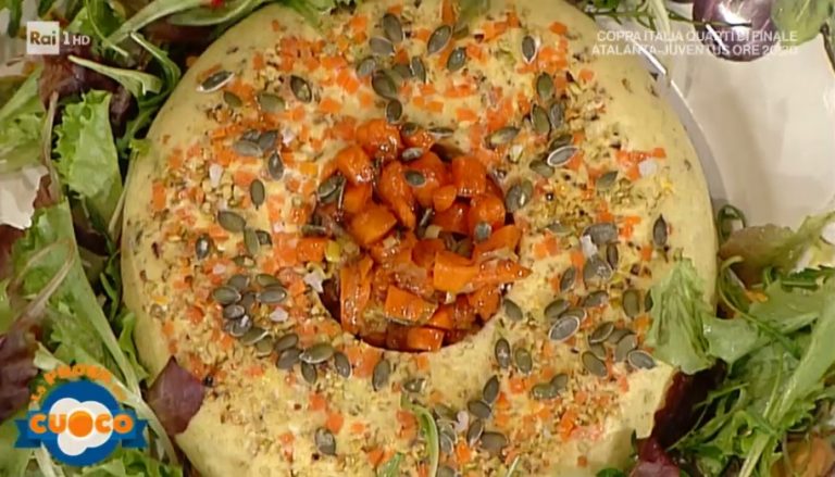 ciambella formaggiosa con zucca e insalata di Luisanna Messeri