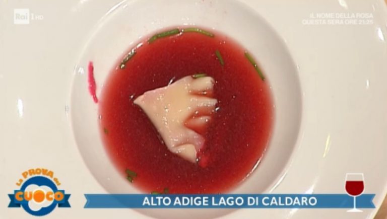 fagottini di barbabietola in brodo di Alessandro Dal Degan