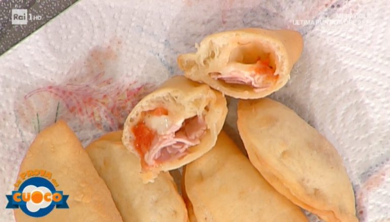 panzerotti e sfincionello di Natale Giunta