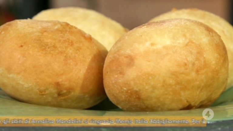 bomboloni con salame