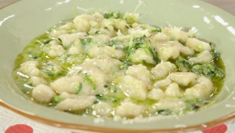 gnocchi acqua e farina al vezzena