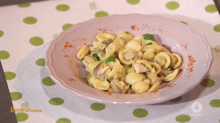 orecchiette con funghi e ricciola di Anna Moroni