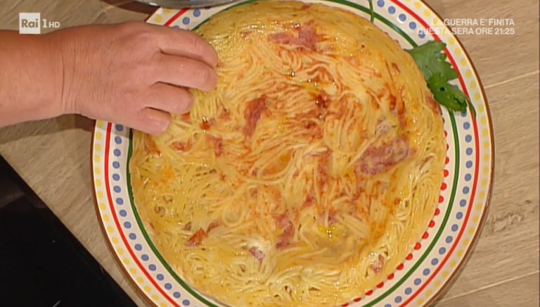 frittata di pasta ripiena di Angelica Sepe