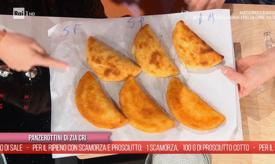 panzerottini fritti e al forno di zia Cri