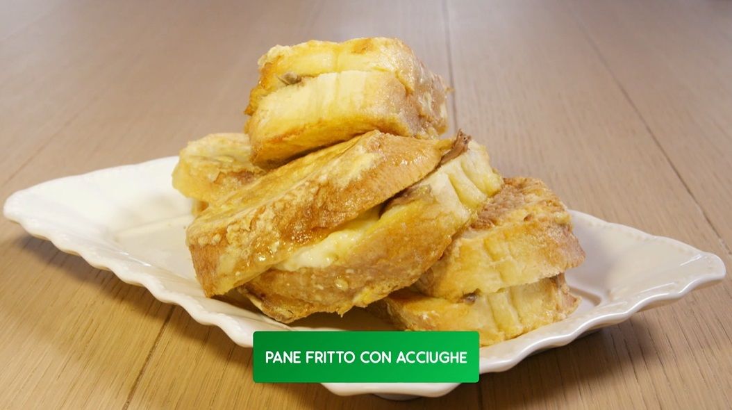 pane fritto con l’acciuga