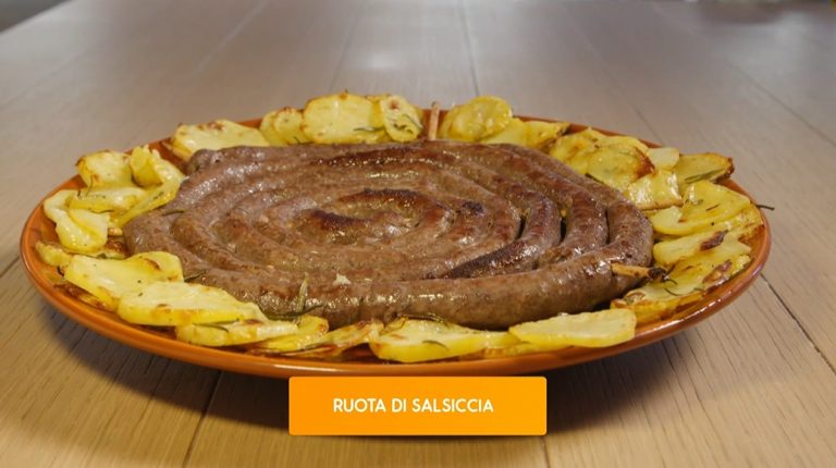 ruota di salsiccia di Giusina Battaglia