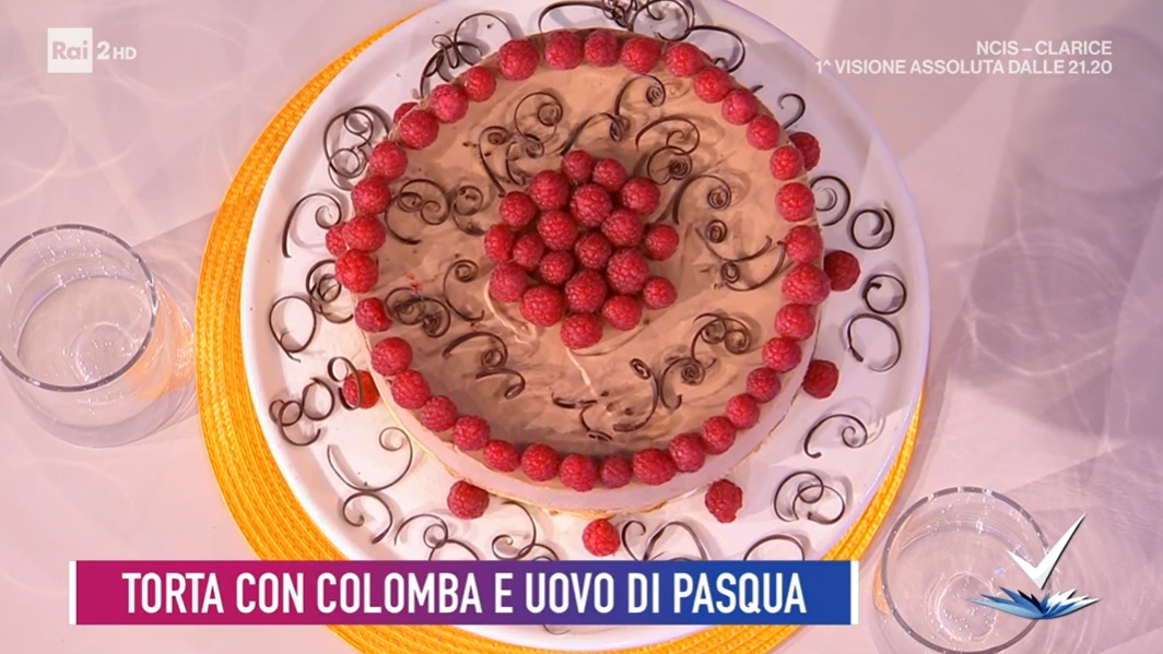 torta con colomba ed uova