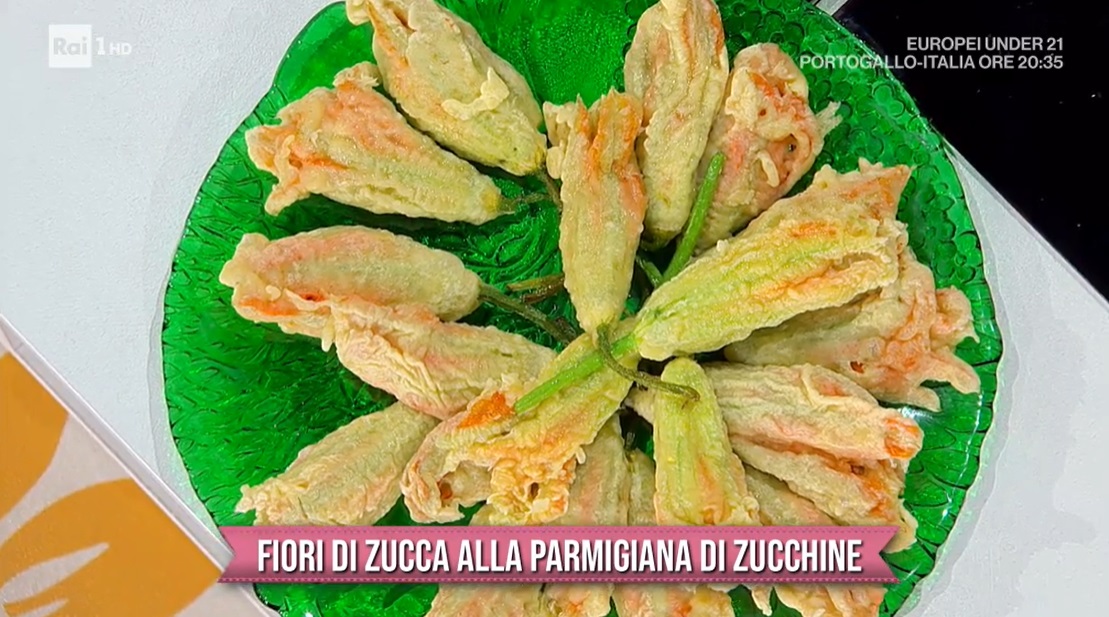 fiori di zucca alla parmigiana di zucchine di Roberto di Pinto