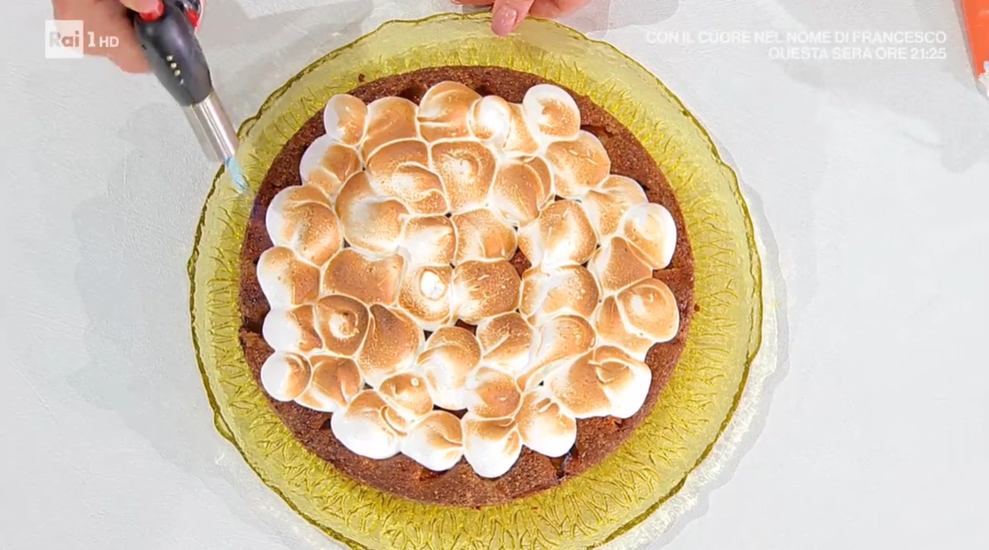 torta soffice alle albicocche