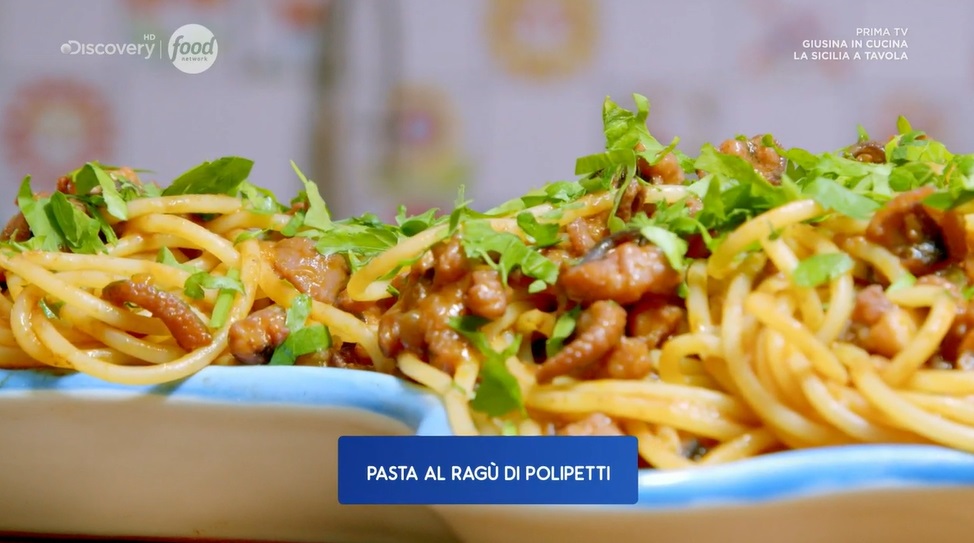 pasta al ragù di polipetti di Giusina Battaglia