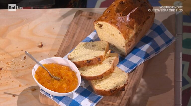 pan brioche alle noci di Francesca Marsetti