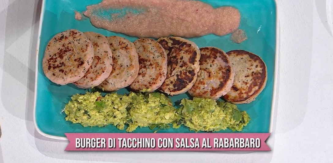 burger di tacchino con salsa al rabarbaro