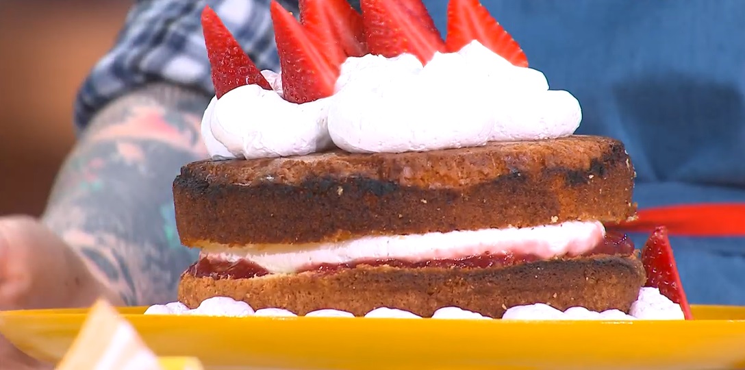 torta straordinaria alle fragole di Valentina Leporati