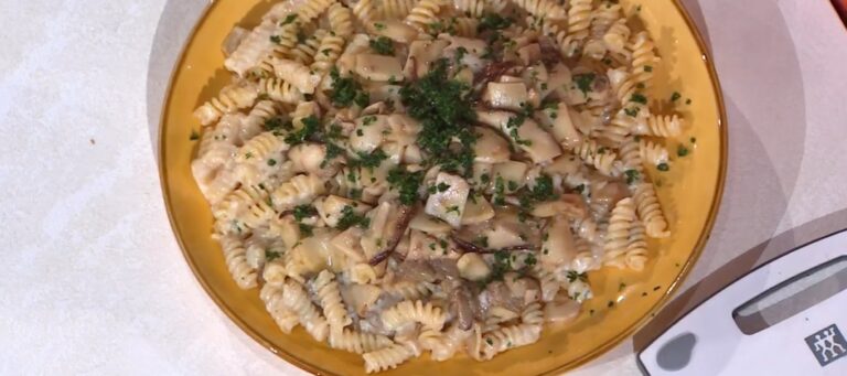 fusilli con funghi e formaggio di fossa di Frida