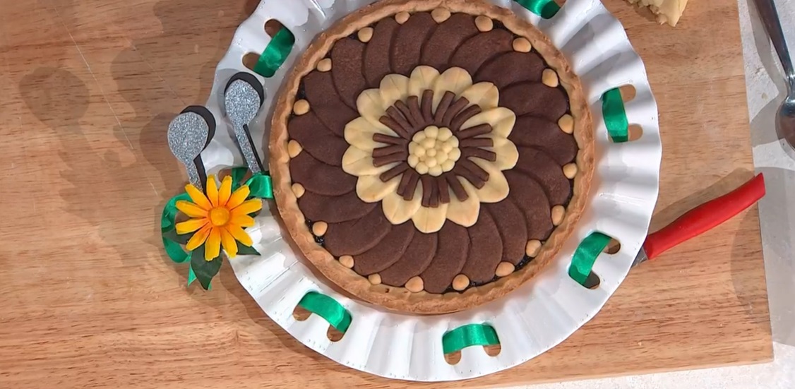 crostata fiorita di Natalia Cattelani