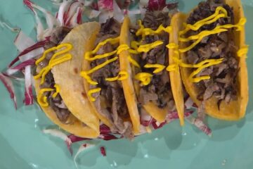 tacos straccetti e radicchio