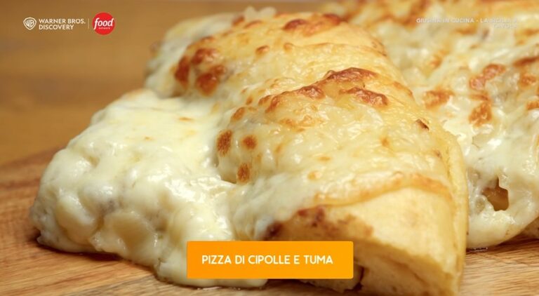 pizza cipolle e tuma