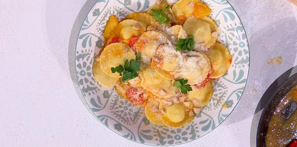 ravioli sardi con ricotta e limone di Michele Farru