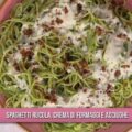 spaghetti rucola crema di formaggi e acciughe di Antonella Ricci