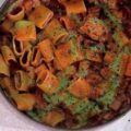 paccheri al ragù di totani e patate di Salvatore Giugliano