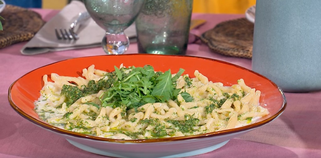 strozzapreti con crema di rucola di zia Cri