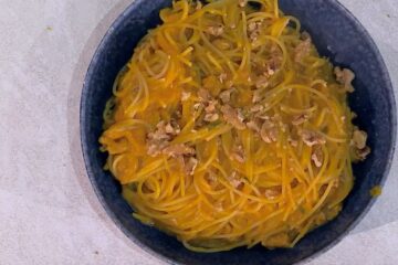 spaghetti zucca salsiccia e noci di Federico Fusca