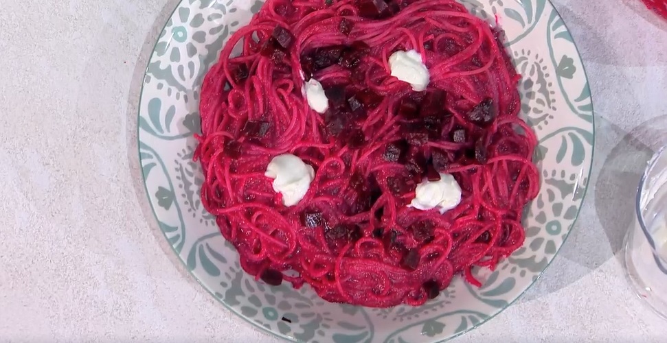 spaghetti rosa di Antonella Ricci